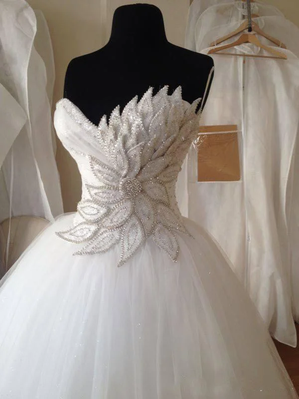 Women's Elegant Garments Hot Sale sweetheart Beading Ball Gown Princess wedding Dress Women's Elegant Garments Hot Sale sweetheart Beading Ball Gown Princess wedding Dress