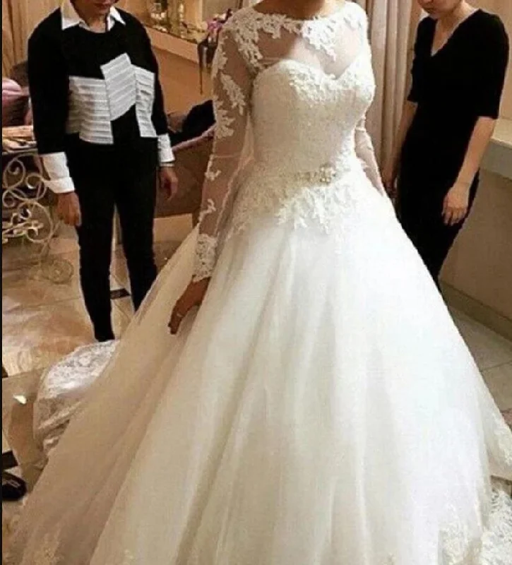 High-Fashion Women's Clothing Style Breakthroughs 2020 Vintage Long Sleeves Lace Wedding Dress Prince Bridal Ball Gown Custom Made Vestido De Novias High-Fashion Women's Clothing Style Breakthroughs 2020 Vintage Long Sleeves Lace Wedding Dress Prince Bridal Ball Gown Custom Made Vestido De Novias