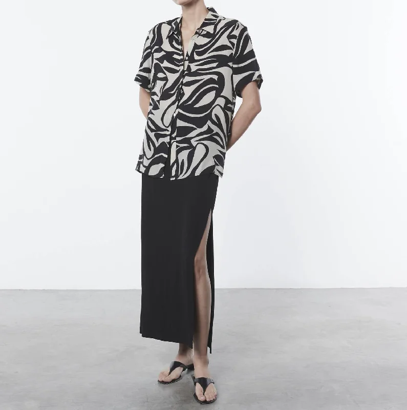 Urban Elegance Deals Resort Shirt In Abstract Tropical