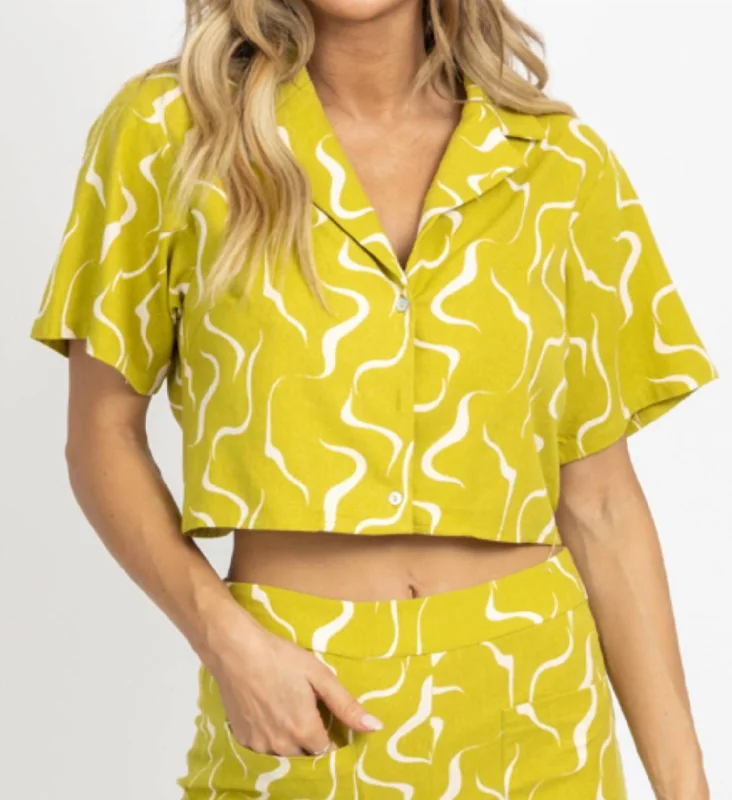 Boutique Styles Linen Abstract Open-Back Top In Lime