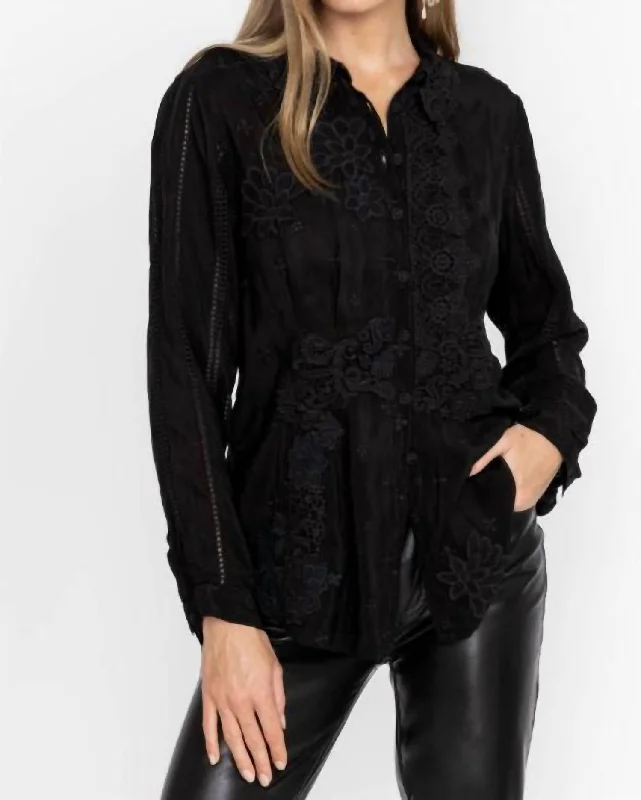 Exclusive Fashion Deals Celia Applique Shirt In Black