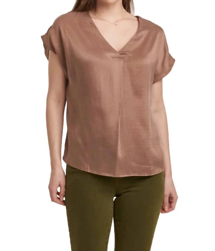 Trendy Looks On Sale Kristen V-Neck Top In Toasted