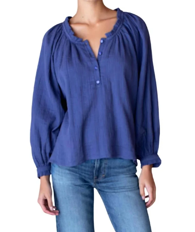 Vintage-Inspired Style Offers Soft Shirt In Blue Indigo