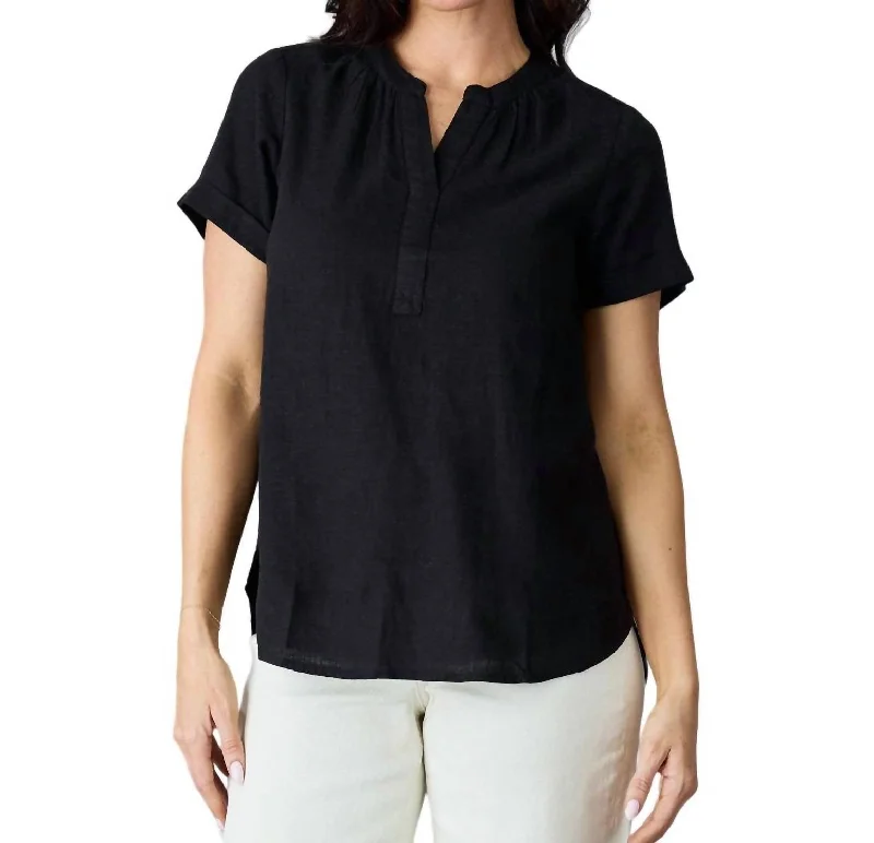 Sporty Fashion Offers Laurel Top In Black Beauty