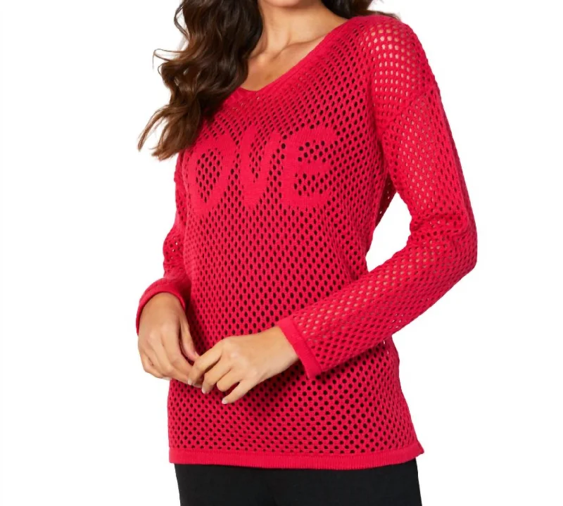 Trend Alert Love Crochet V-Neck Top In Rose