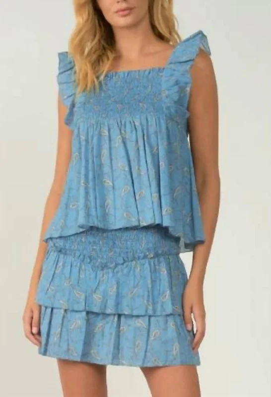 Daily Deals Paisley Top In Blue Paisley