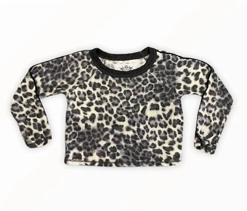 Trend Forward Threads Girl's Leopard Crew Top In Grey