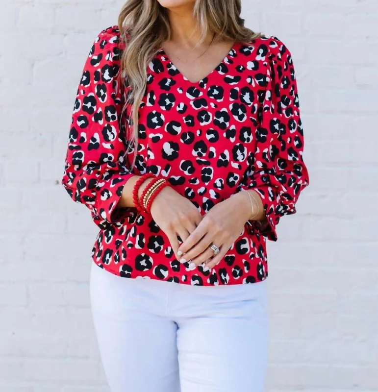 Feminine Luxe Style Sale Aspen Top In Walk This Way Red