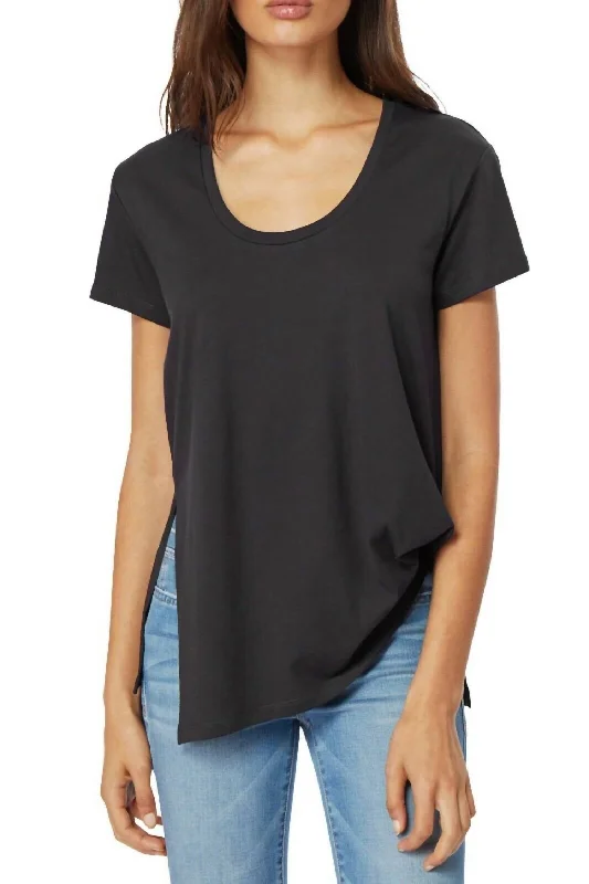 Seasonal Picks Tuck Asymmetrical Hem Tencel Cotton Shirt In Black