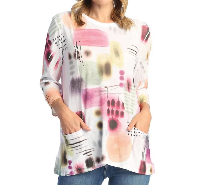 Fashionista Favorites Verona Patch Pocket Top In Multi