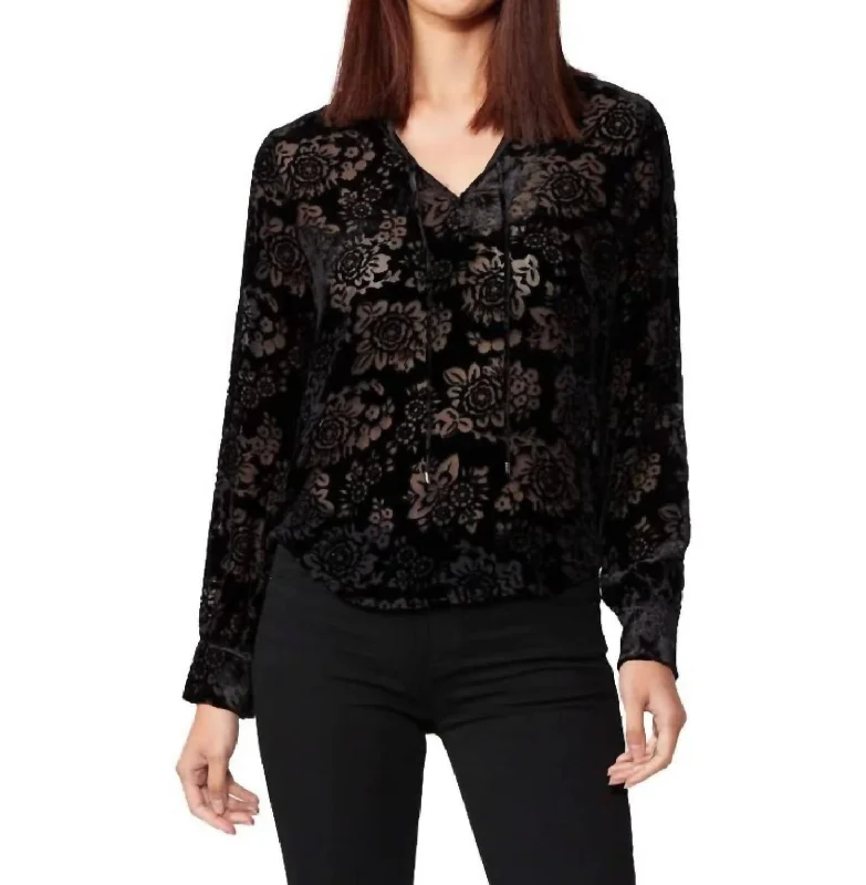 On-Trend Fashion Offers Ivonne Top In Black/russian Folk Floral