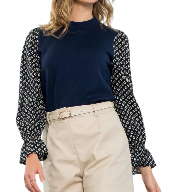 Classy Style Discounts Peer Pressure Top In Navy