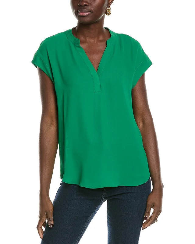 Seasonal Trends Vince Camuto Front Placket Top