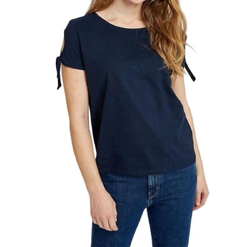 Latest Fashion Emery Top In Navy