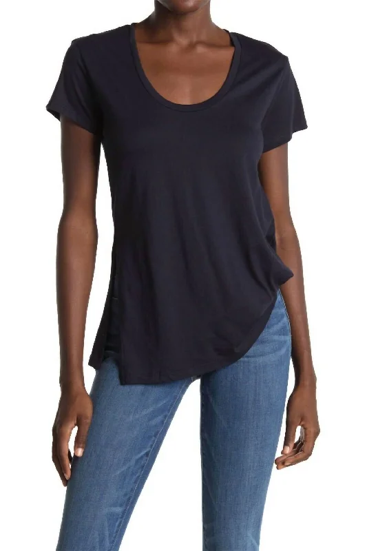 Don't Miss Out Asymmetrical Hem Tencel Tuck Cotton Shirt In Navy Blue