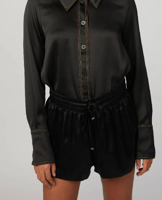 Sleek Style Discounts James Shirt In Black